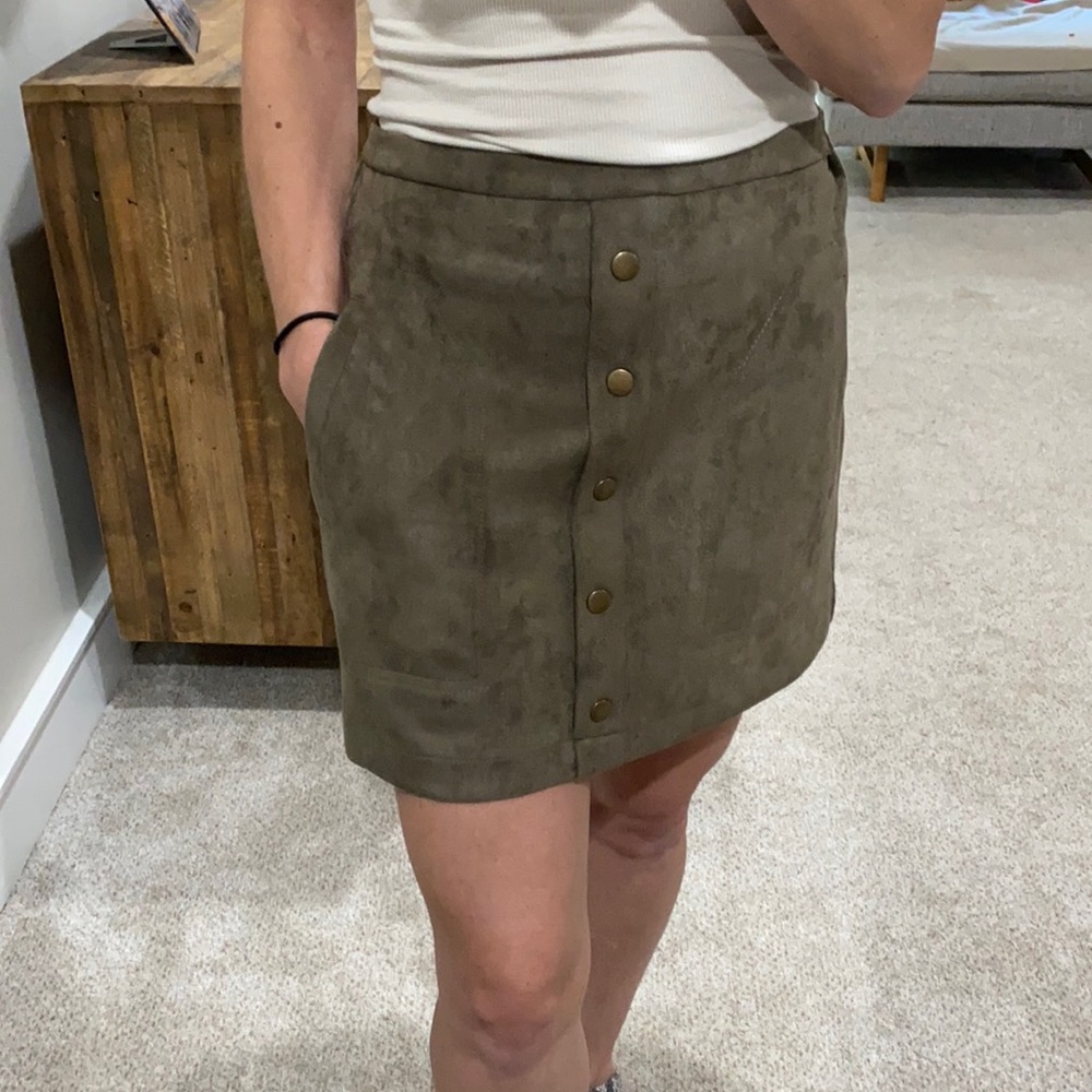 Olive suede mini skirt S